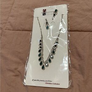 Two sets of Elegant fashion jewelry necklace and earring set